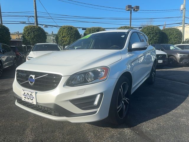 2017 Volvo XC60 R-Design