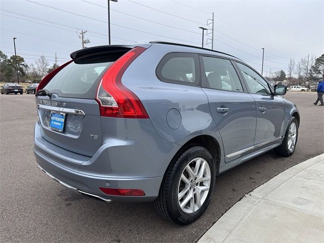 2017 Volvo XC60 Base