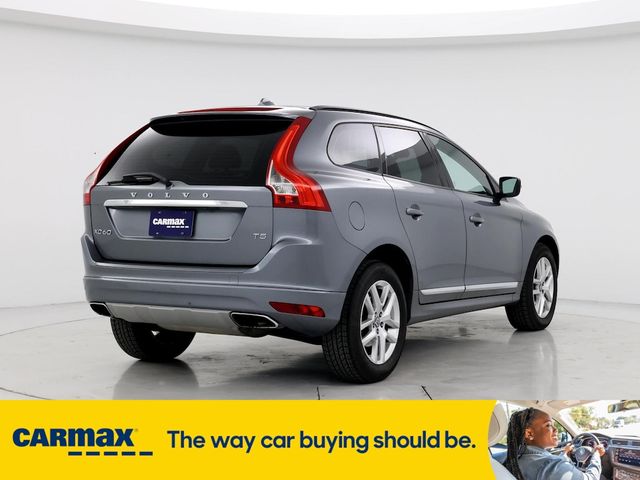 2017 Volvo XC60 Base