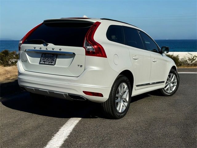 2017 Volvo XC60 Base