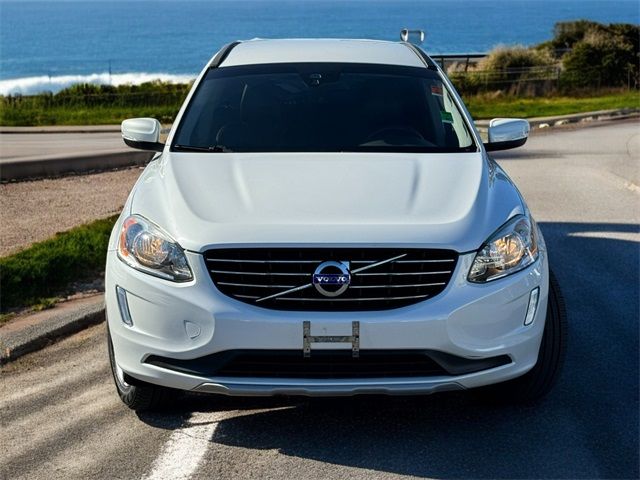 2017 Volvo XC60 Base