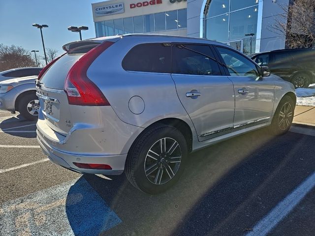 2017 Volvo XC60 Dynamic