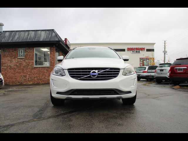 2017 Volvo XC60 Base