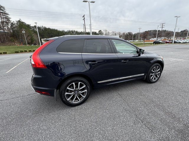 2017 Volvo XC60 Dynamic