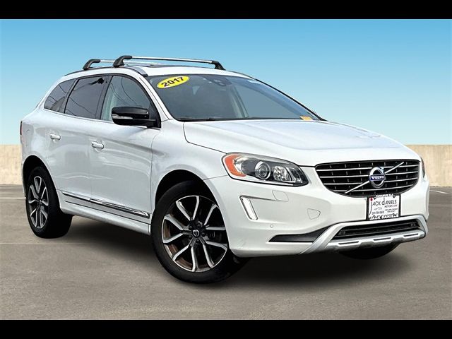 2017 Volvo XC60 Dynamic