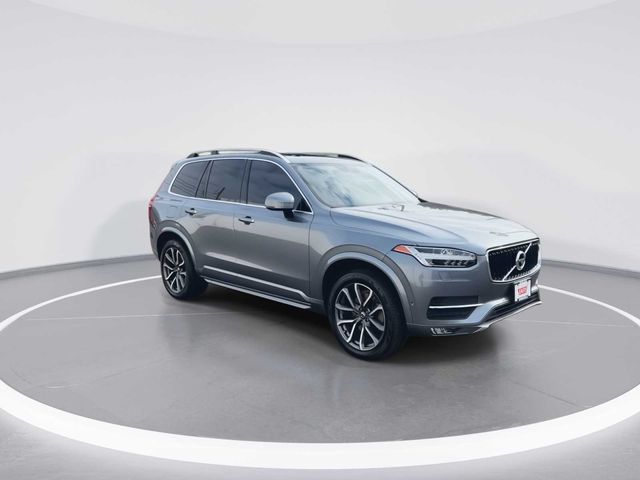 2017 Volvo XC90 Momentum