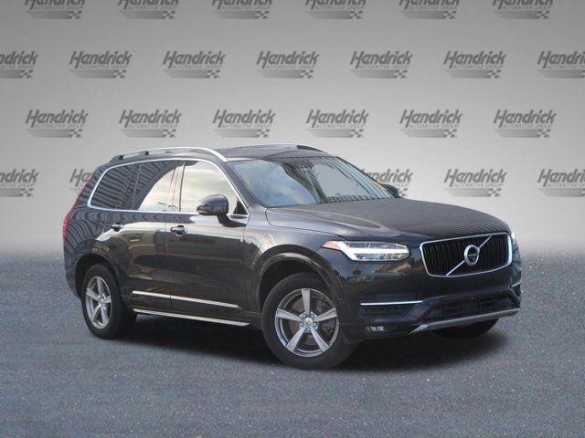 2017 Volvo XC90 Momentum