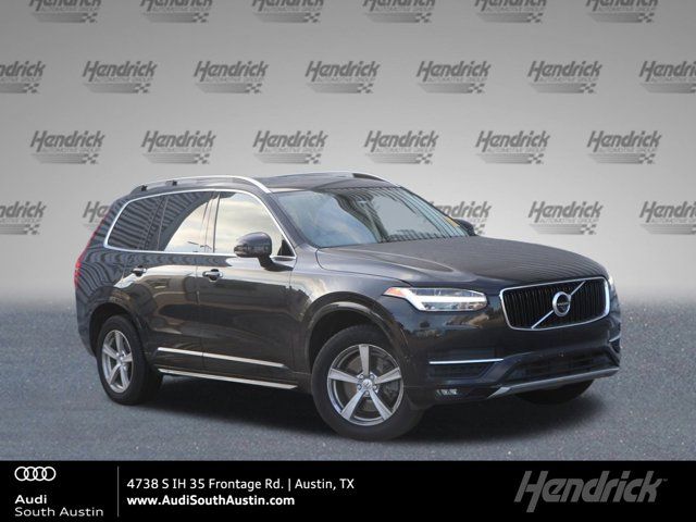 2017 Volvo XC90 Momentum