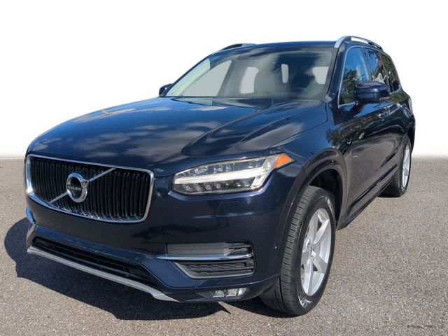 2017 Volvo XC90 Momentum