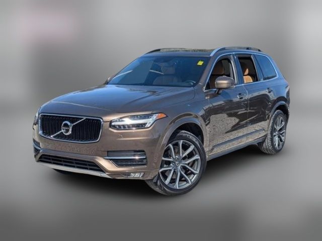 2017 Volvo XC90 Momentum