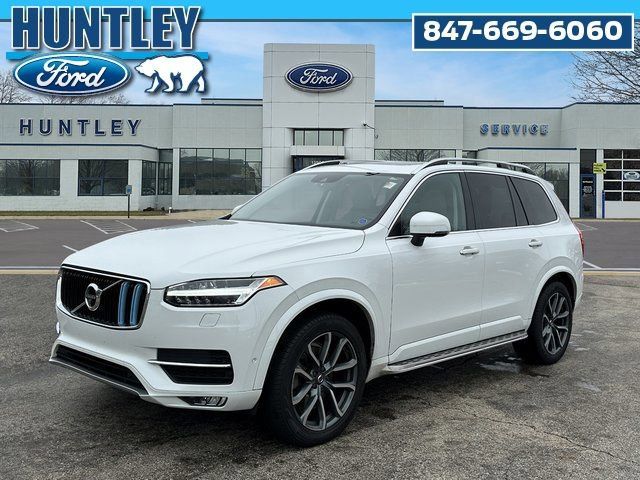 2017 Volvo XC90 Momentum