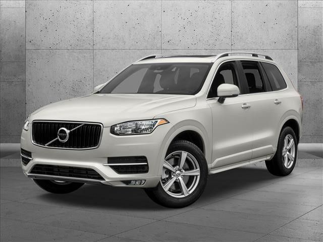 2017 Volvo XC90 Momentum