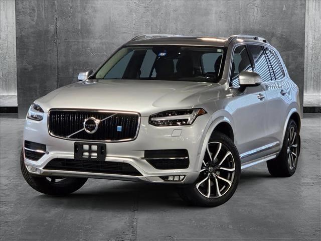 2017 Volvo XC90 Momentum