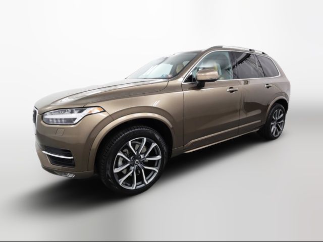 2017 Volvo XC90 Momentum