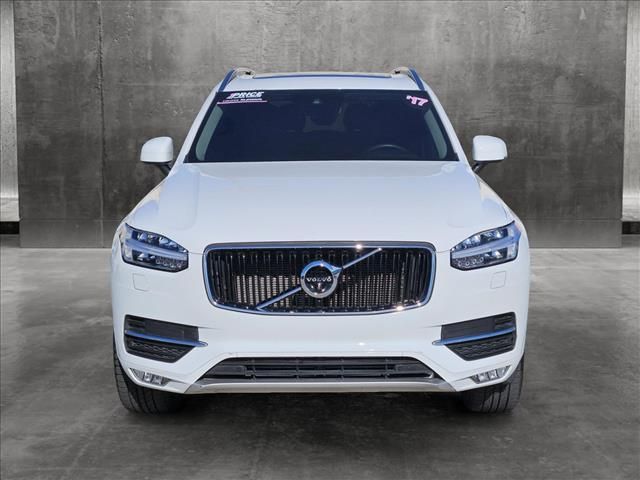 2017 Volvo XC90 Momentum