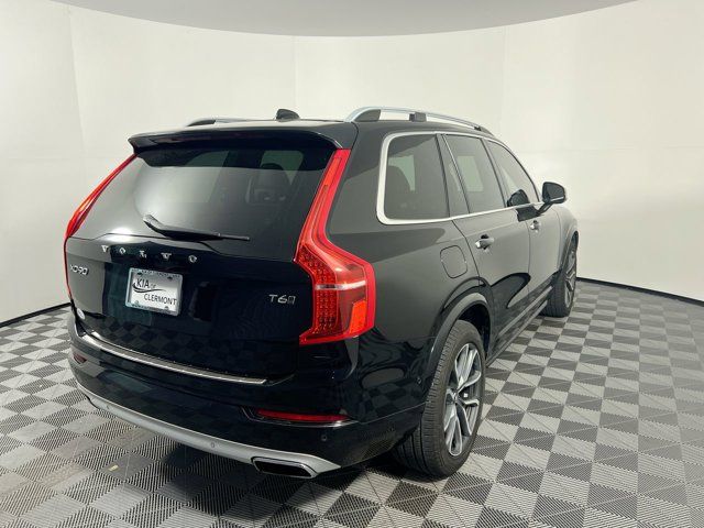 2017 Volvo XC90 Momentum
