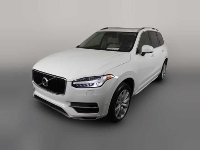 2017 Volvo XC90 Momentum