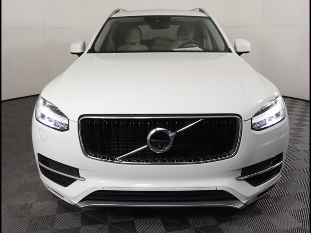 2017 Volvo XC90 Momentum