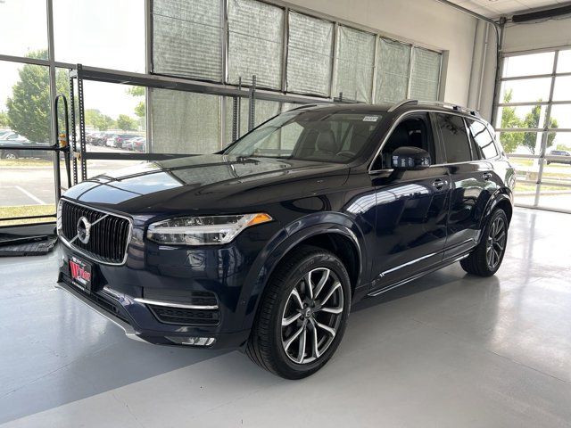 2017 Volvo XC90 Momentum