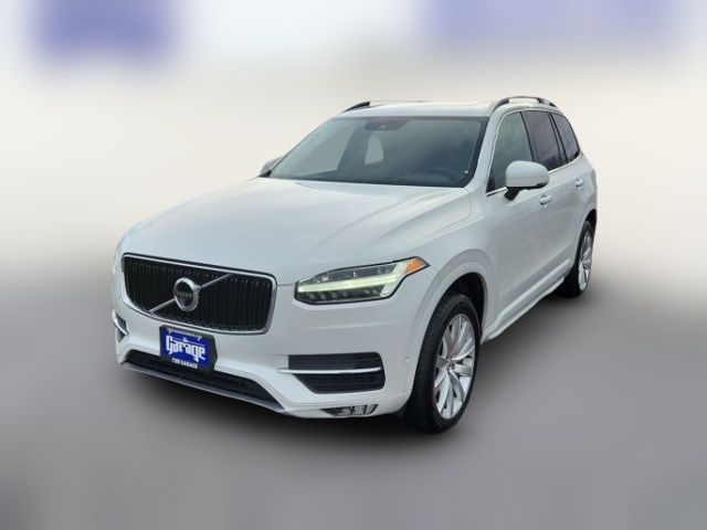 2017 Volvo XC90 Momentum