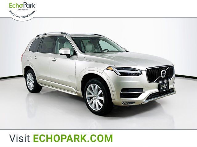 2017 Volvo XC90 Momentum