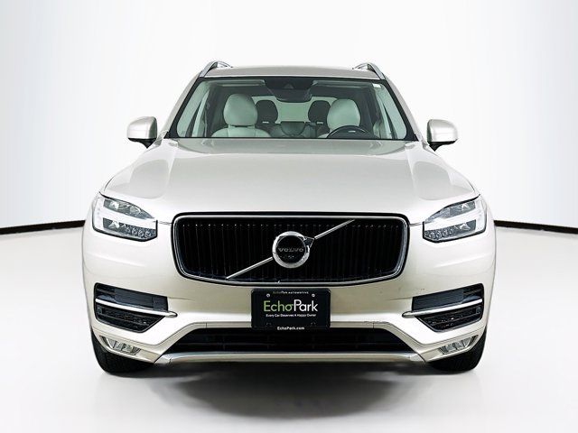 2017 Volvo XC90 Momentum