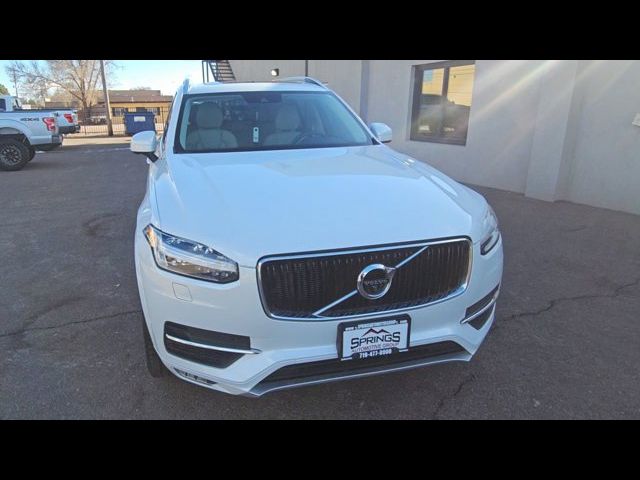 2017 Volvo XC90 Momentum