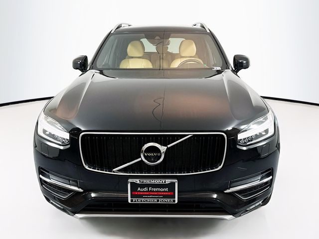 2017 Volvo XC90 Momentum