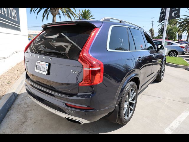 2017 Volvo XC90 Momentum