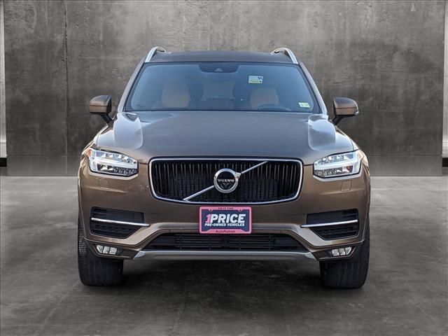 2017 Volvo XC90 Momentum