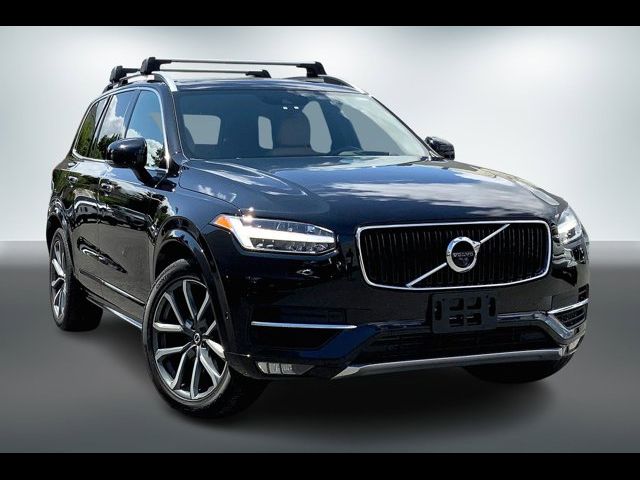 2017 Volvo XC90 Momentum