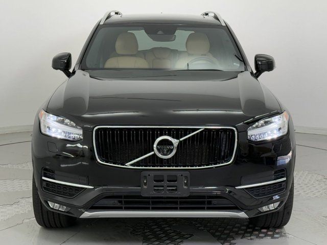 2017 Volvo XC90 Momentum