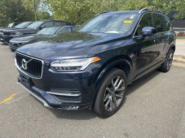 2017 Volvo XC90 Momentum