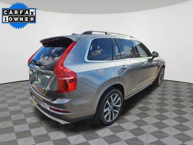 2017 Volvo XC90 Momentum