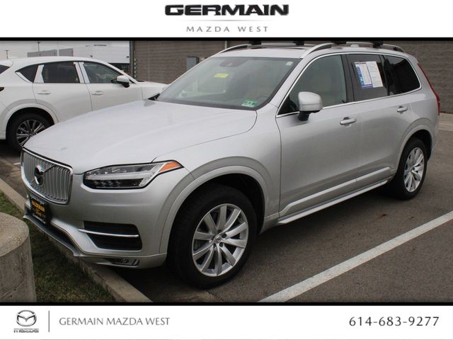 2017 Volvo XC90 Momentum