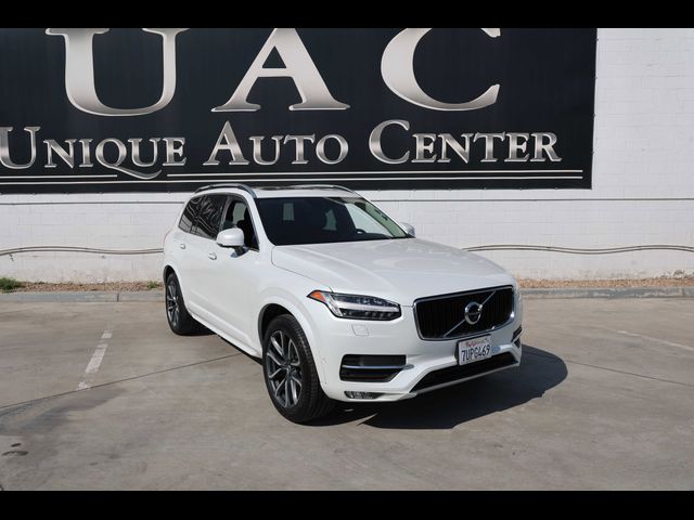 2017 Volvo XC90 Momentum