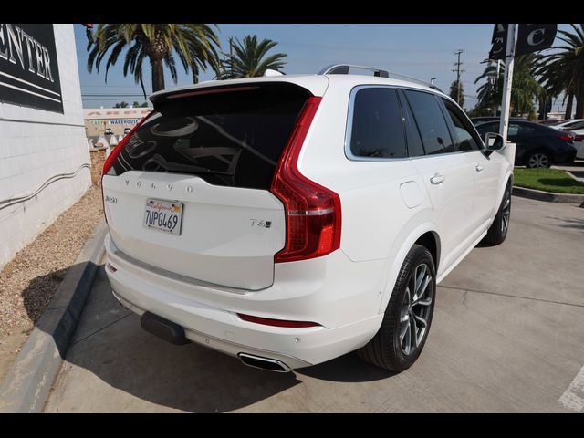 2017 Volvo XC90 Momentum