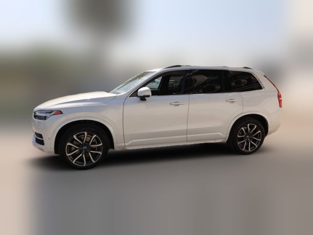 2017 Volvo XC90 Momentum