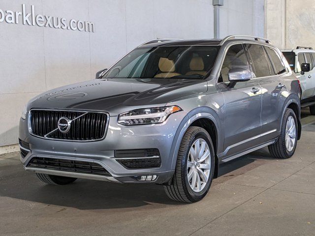 2017 Volvo XC90 Momentum