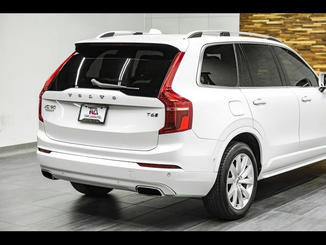 2017 Volvo XC90 Momentum