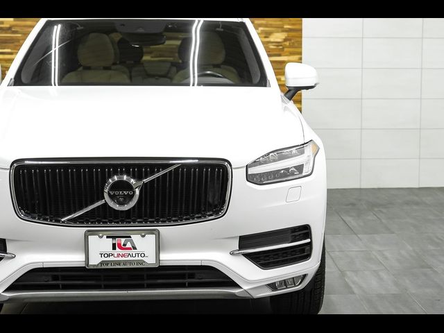 2017 Volvo XC90 Momentum