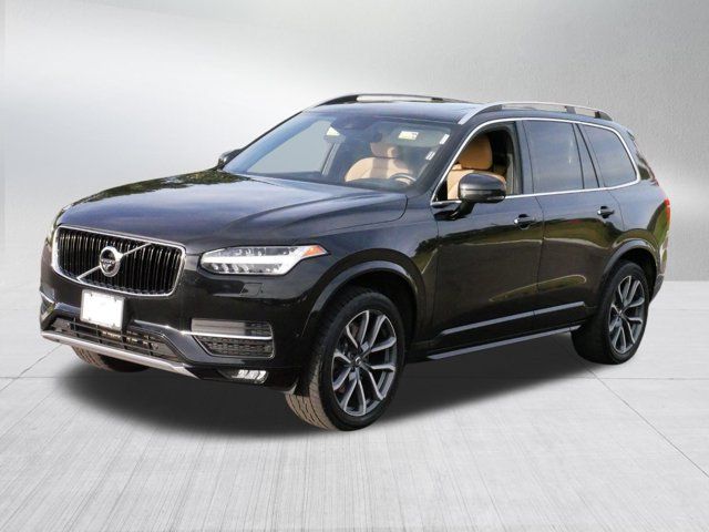 2017 Volvo XC90 Momentum