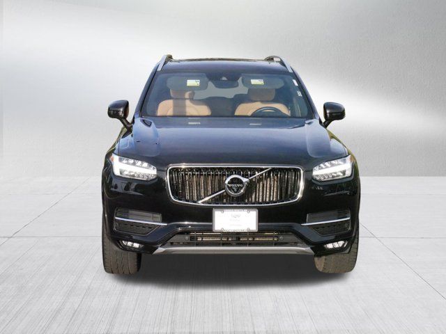 2017 Volvo XC90 Momentum