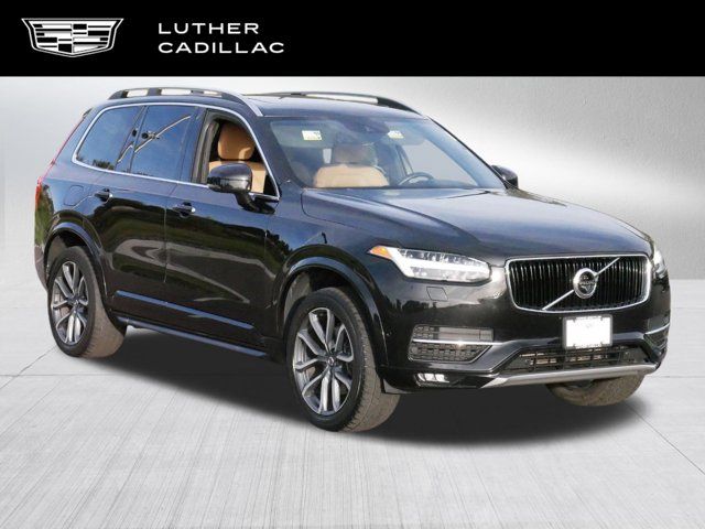 2017 Volvo XC90 Momentum