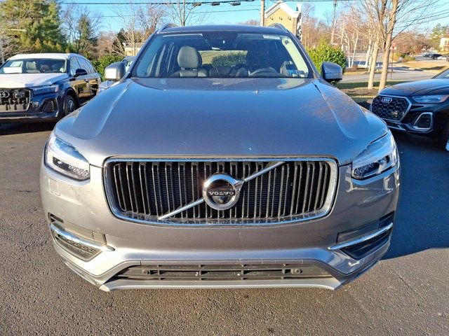 2017 Volvo XC90 Momentum