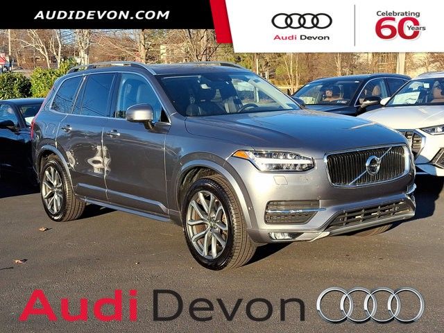 2017 Volvo XC90 Momentum