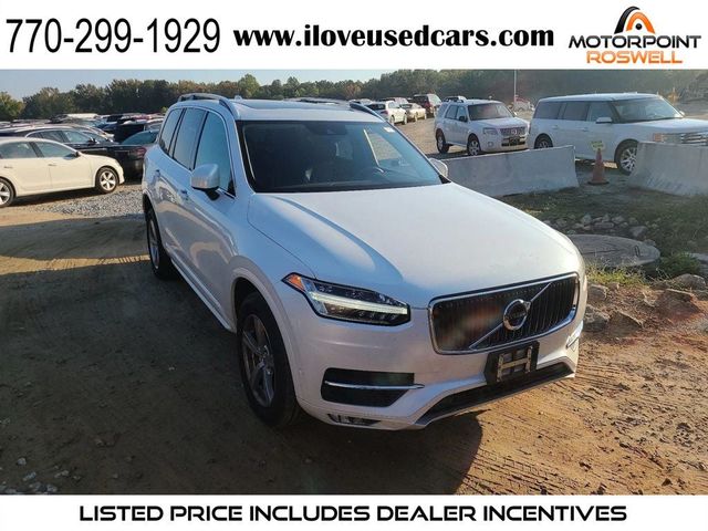 2017 Volvo XC90 Momentum