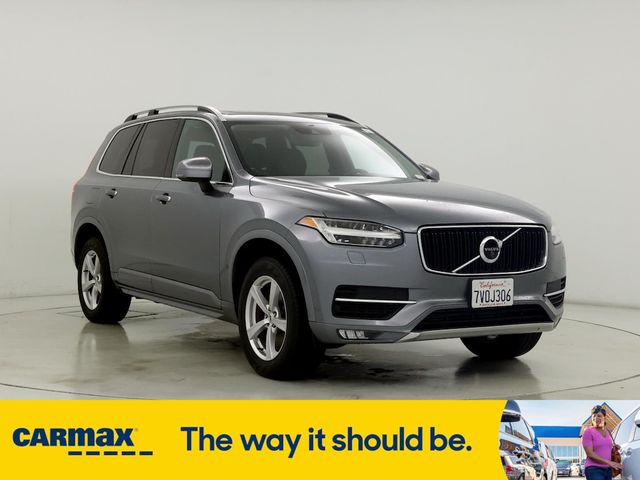 2017 Volvo XC90 Momentum