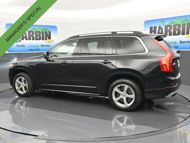 2017 Volvo XC90 Momentum