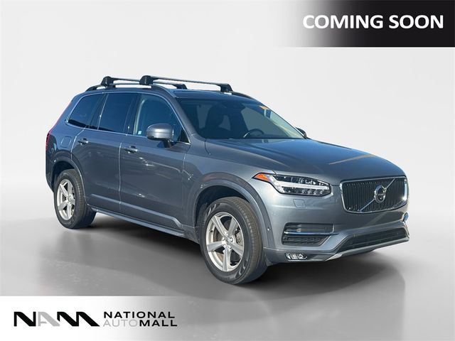 2017 Volvo XC90 Momentum